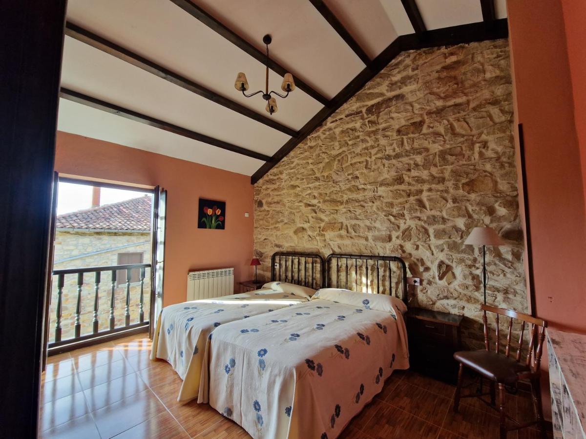 וילאביצ'יוסה Turismo Rural El Piensu מראה חיצוני תמונה