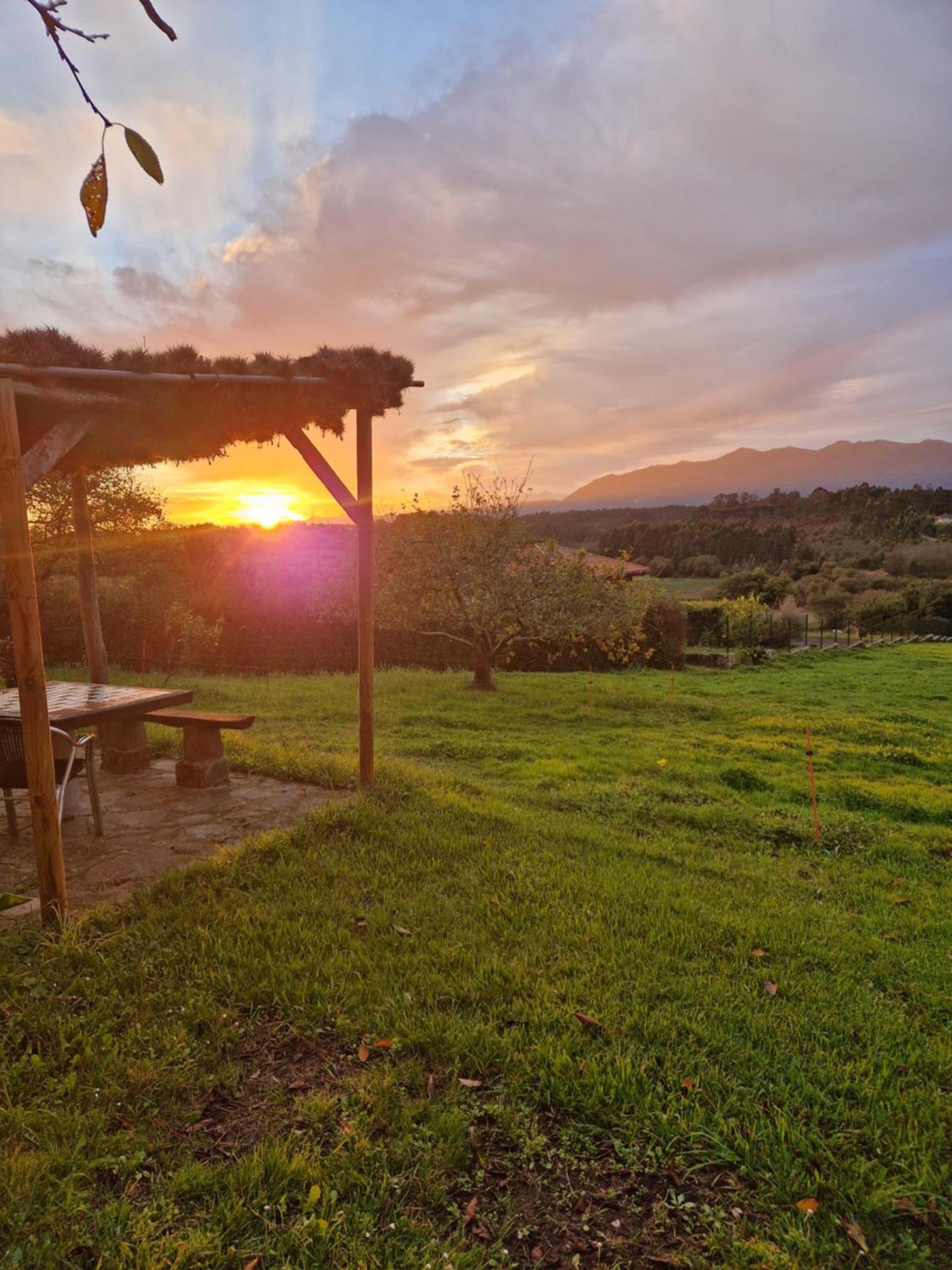 וילאביצ'יוסה Turismo Rural El Piensu מראה חיצוני תמונה
